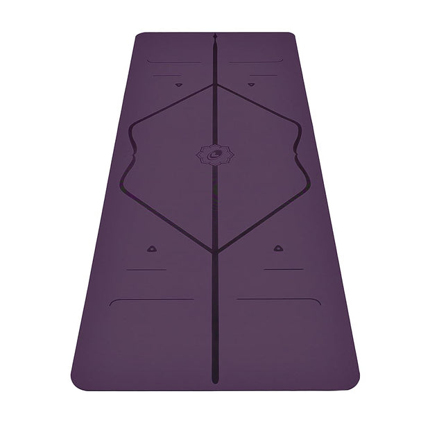 Liforme Original Yoga Mat – Free Yoga Bag Included - Patented Alignment System, Warrior-like Grip, Non-slip, Eco-friendly, sweat-resistant, long, wide, 4.2mm thick mat for comfort