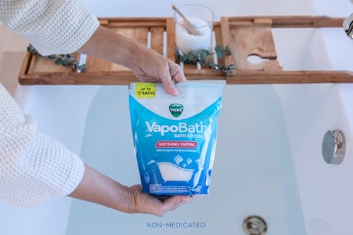 Vicks VapoBath, Bath Salts, Bath Bomb, Non-Medicated Bath Crystals, Comforting Vicks Vapors, Vapor Bath, Aromatherapy with Eucalyptus and Menthol Scent, Contains Essential Oils, 36 OZ