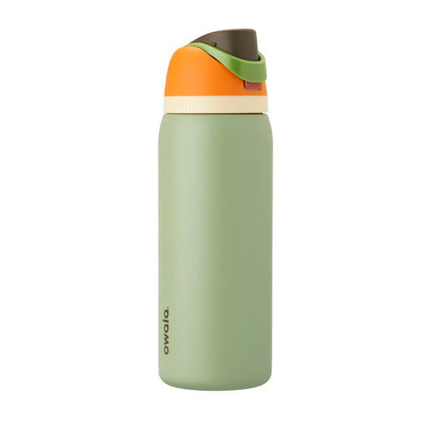 Owala FreeSip Insulated Stainless Steel Water Bottle with Straw, BPA-Free Sports Water Bottle, Great for Travel, 24 Oz, Camo Cool