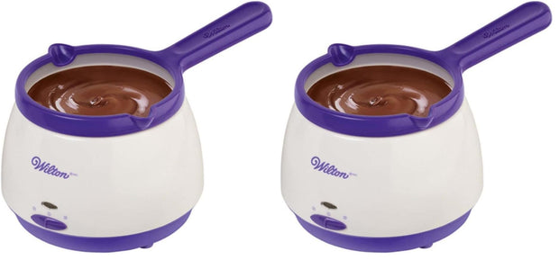 Wilton Candy Melts Melting Pot, Perfect for Dipping, Drizzling & Decorating Strawberries, Cakepops and other Treats, 2.5-cup Capacity, Packaging May Vary