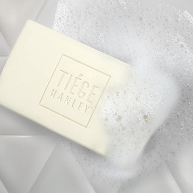 Tiege Hanley Daily Cleansing and Moisturizing Bar Soap for Men (MOISTURIZING BODY BAR) | COCONUT OIL & EUCALYPTUS to MOISTURIZE Skin | Subtle Scent | Made in the USA | 5 Ounce Bar