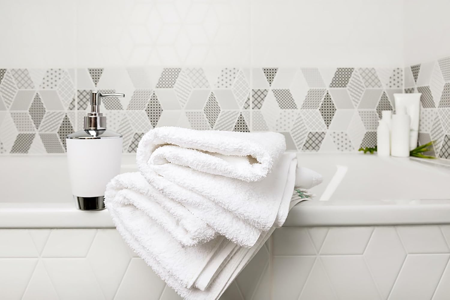 ZUPERIA White Bath Towels Bulk - 20 x 40 Inches, 100% Cotton Economy Light Weight Towels for Commercial Use - Quick Dry, Ultra-Soft, and Absorbent Bulk Towels (12 Pack)