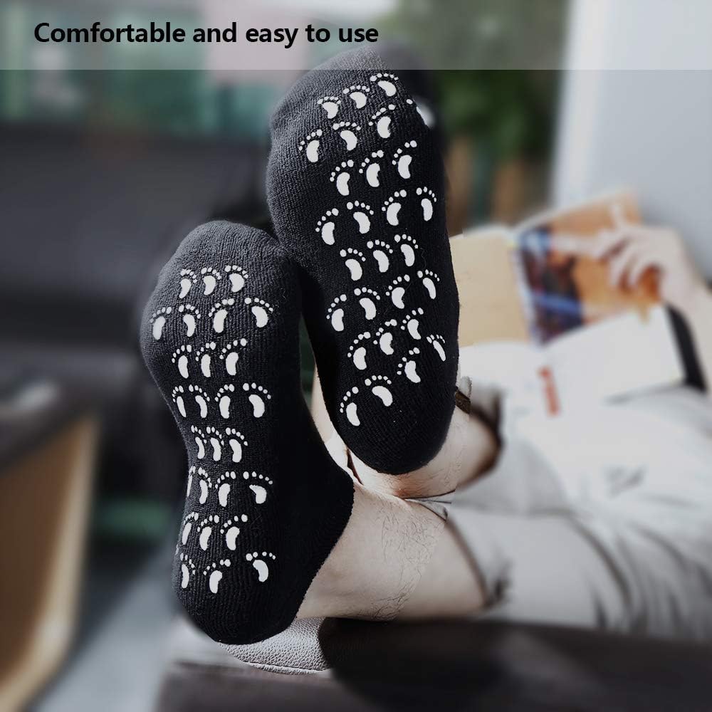 Large Men Moisturizing Gel Socks - 2 Pairs Foot Care Treatment for Dry Cracked Rough Skin - Spa Lotion Socks for Repairing US10-15