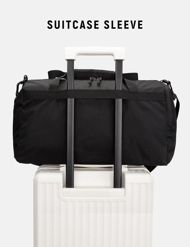 SKYSPER 30L Gym Duffel - Sports Bag Small with Wet Pocket for Sport, Travel, Fitness & Workout Men Women(Black)