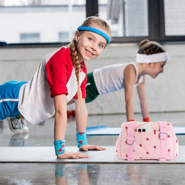 Mini Gym Bag For Women, Strawberry Print Gym Bags With Yoga Mat Holder, Cute Travel Weekender Overnight Duffle Bag For Girls Birthday Gifts, Not Yoga Mat