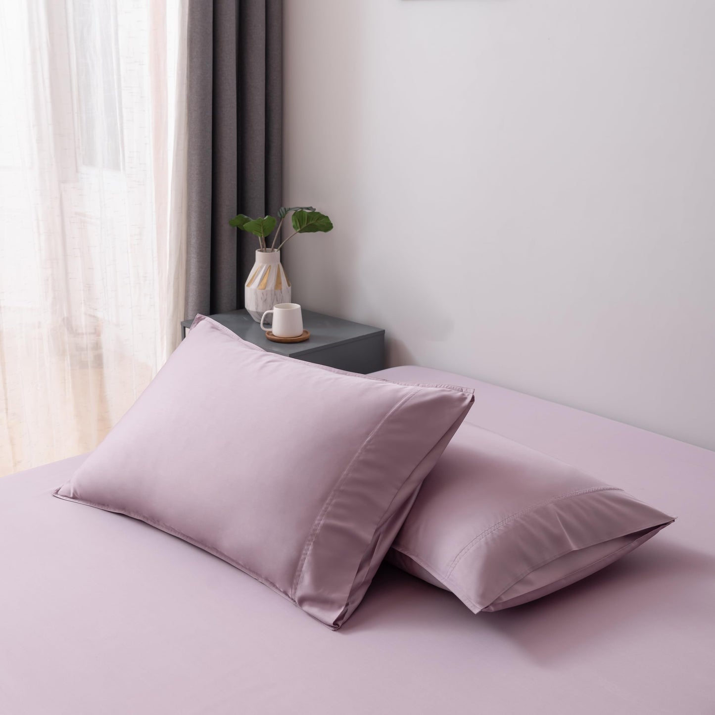 Bella Coterie | Luxury Standard Size Pillowcase Set | 100% Organically Grown Bamboo Viscose | Ultra Soft | Cooling | 2 Pcs [White]