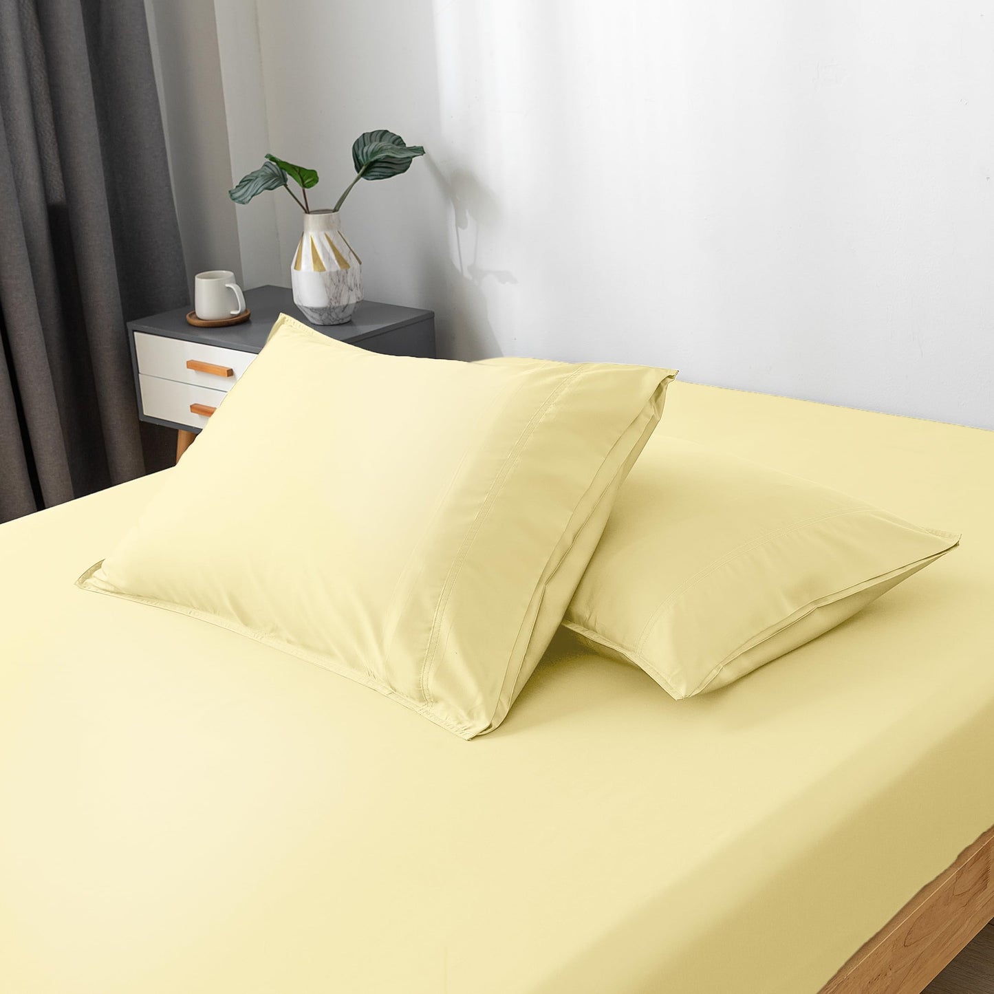Bella Coterie | Luxury Standard Size Pillowcase Set | 100% Organically Grown Bamboo Viscose | Ultra Soft | Cooling | 2 Pcs [White]