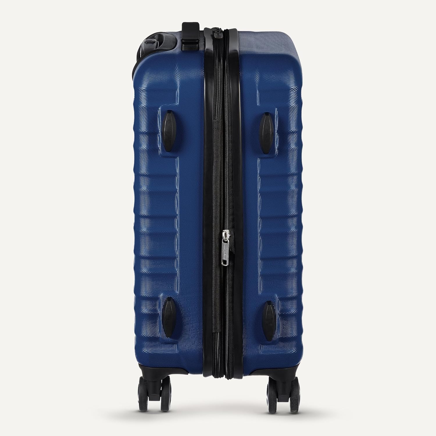 Amazon Basics 3-Piece Set (21", 26", 30"), Hardshell Suitcases With Wheels, Expandable For Up to 25% More Space, With Scratch-Resistant Surface, Four Multi-directional Wheels, Navy Blue