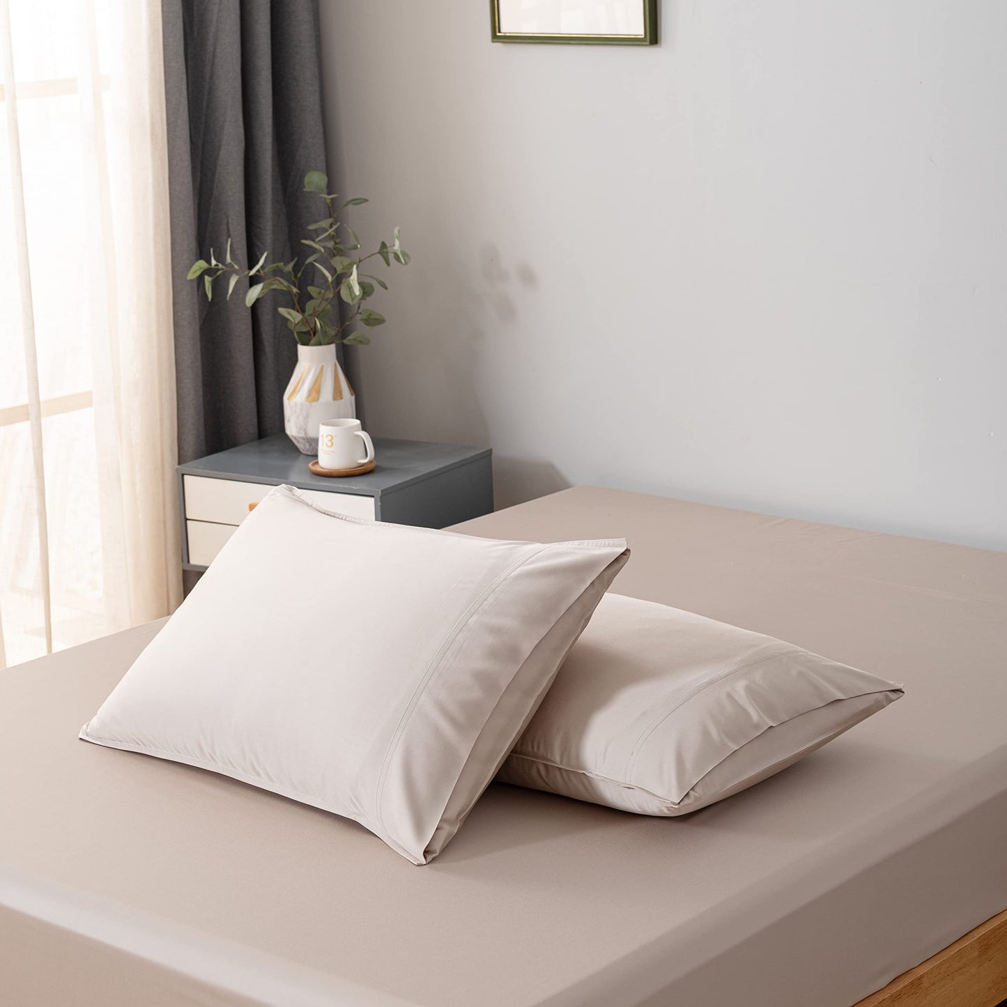 Bella Coterie | Luxury Standard Size Pillowcase Set | 100% Organically Grown Bamboo Viscose | Ultra Soft | Cooling | 2 Pcs [White]