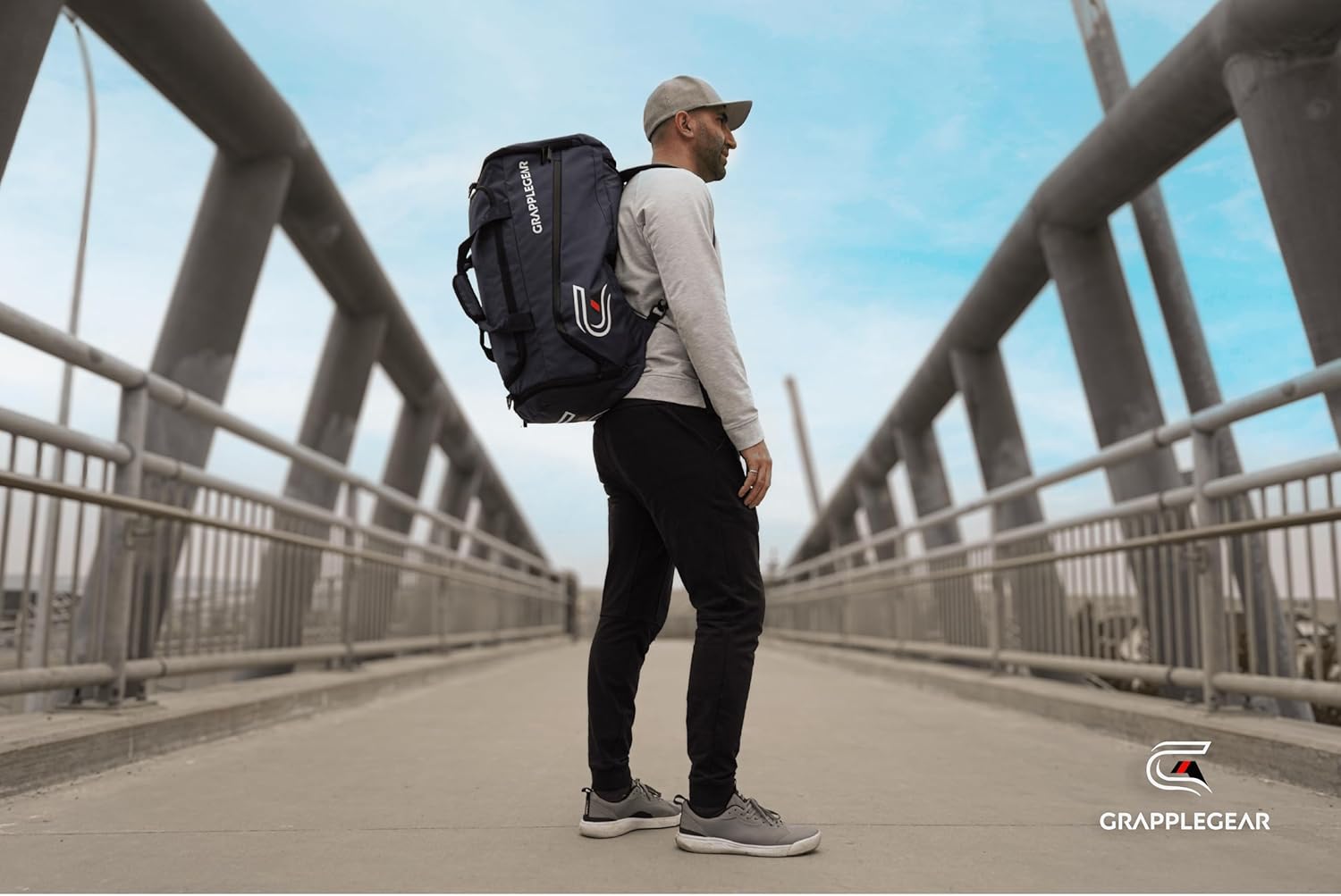 GrappleGear Heavy Duty BJJ Duffel Bag & Backpack in 1 - Large Pocket for Sweaty Gi, Rashguards, or Shoes - Perfect Gym Bag for Brazilian Jiu Jitsu, Martial Arts, Boxing, MMA, Kickboxing, Muay Thai.