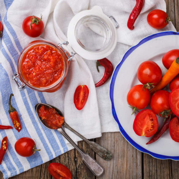 Spiceology – Gochugaru Korean Chile Flake – Mild, Fruity & Smoky Red Chili Flakes for Kimchi, Korean BBQ, Soups & Stir-Frys – Fresh-Ground, Chef-Quality – 12 oz