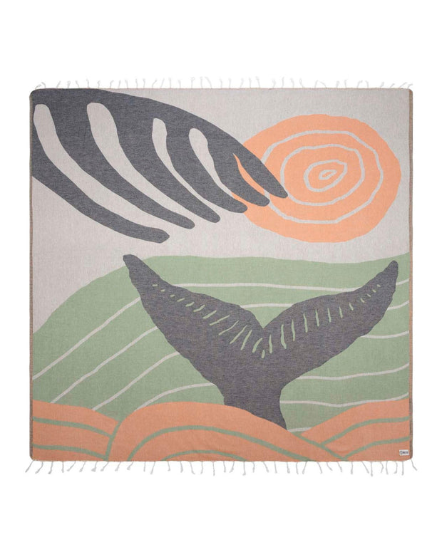 Sand Cloud Turkish Beach Towel - Sand Free - 100% Organic Turkish Cotton Yarn - Quick Dry Towel for Beach, Picnic, Blanket or Bath Towel - As Seen on Shark Tank - Marine Life (Whale Shark)