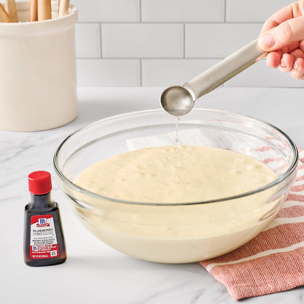 McCormick Blueberry Extract with Other Natural Flavors, Distinctive, Sweet Blueberry Flavor and Aroma for Baking Cookies, Cake, and Muffins, and Beverages Like Lemonade, Mocktails, and Smoothies, 1 fl oz