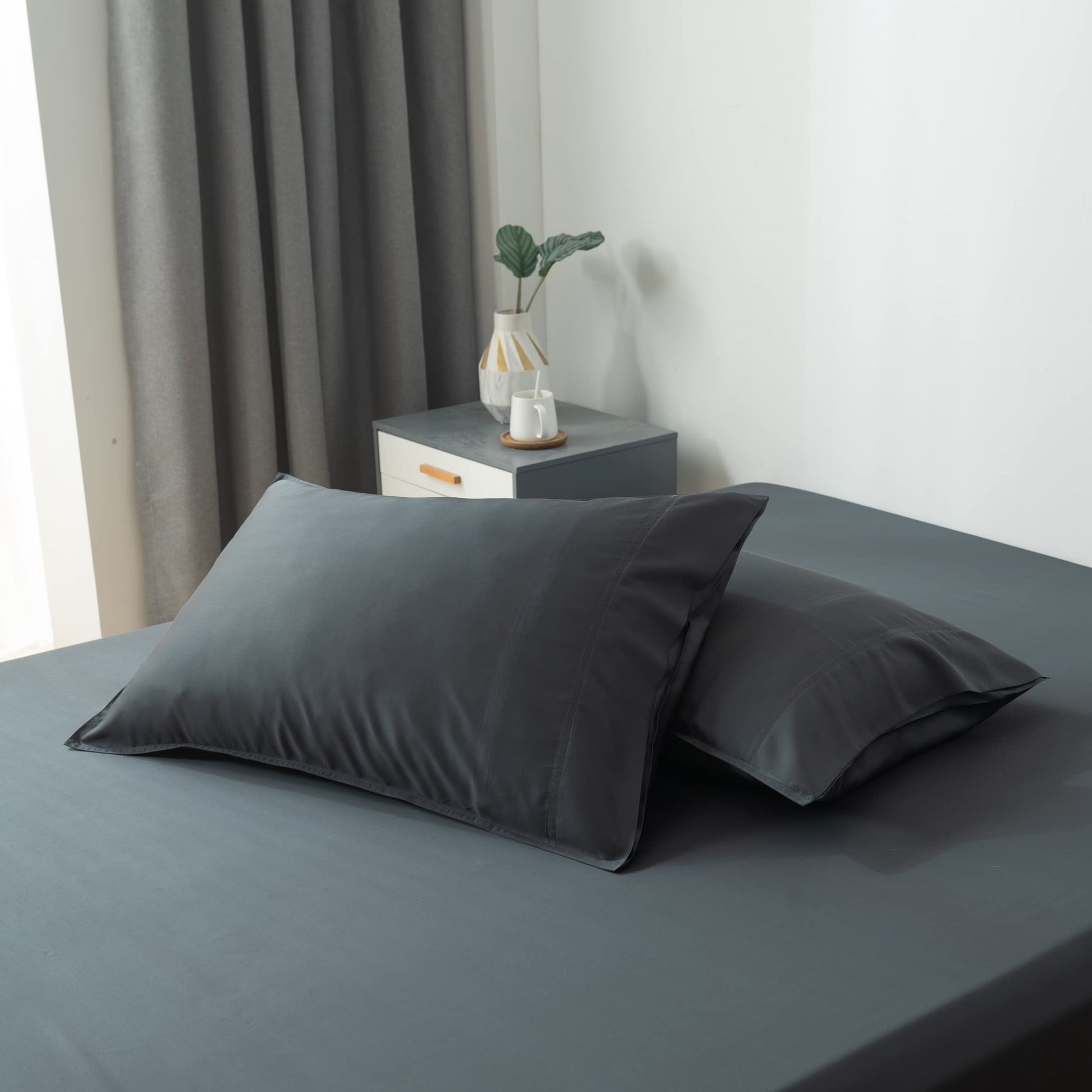 Bella Coterie | Luxury Standard Size Pillowcase Set | 100% Organically Grown Bamboo Viscose | Ultra Soft | Cooling | 2 Pcs [White]