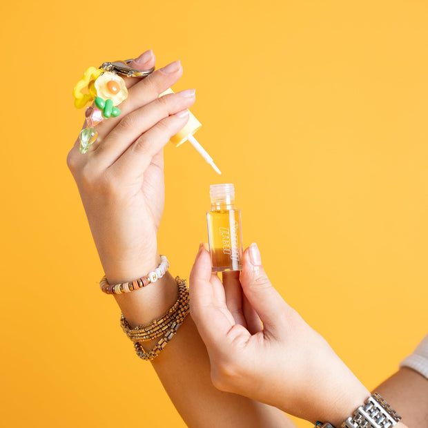 Twinkled T Nail Honey - Organic Nail Strengthening Treatment for Growth, Strength, & Moisture Nail Care Blend Cuticle Oil (2ml, Nail Oil Pen)