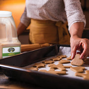 Spice Classics Ground Cinnamon, 18 oz - One 18 Ounce Container of Ground Cinnamon Powder, Perfect in Desserts, Hot Tea, Cider, Meat Rubs, and More