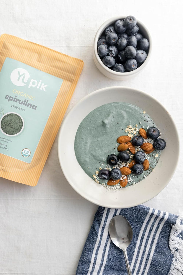 Yupik Organic Spirulina Powder 8.8 oz, USDA Certified, Non-GMO, Kosher, Gluten-Free, Vegan, High in Protein, Iron & Antioxidants, Superfood for Smoothies, Shakes & Baking
