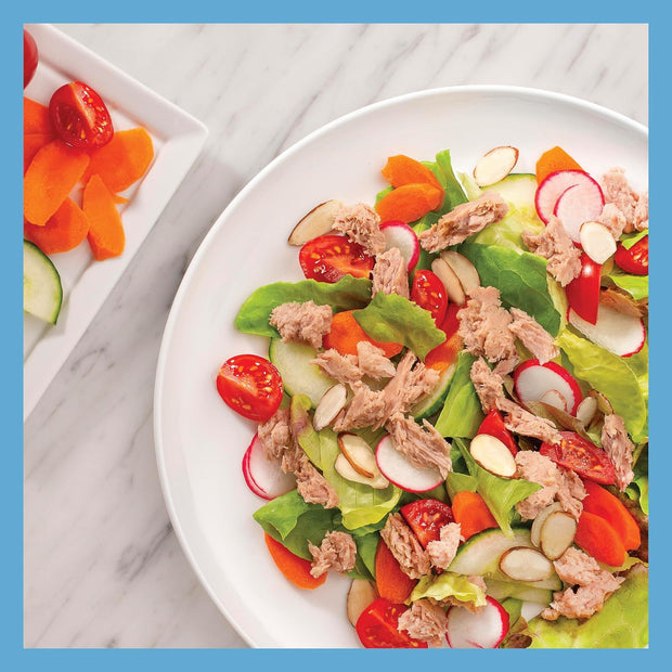 StarKist Chunk Light Tuna in Water, 2.6 oz Pouch (10 Pack) Ready to Eat Wild Caught Tuna, 17g Protein, 70 Calories Per Serving, Gluten Free, Soy Free, Kosher, Perfect for Salads, Keto Meals and Snacks