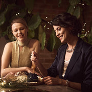 Manuka Health Extra MGO 600+ Manuka Honey Kit, Includes MGO 600+ (250g), Gold Spoon, and Drawstring Bag, Authentic Raw Honey from New Zealand