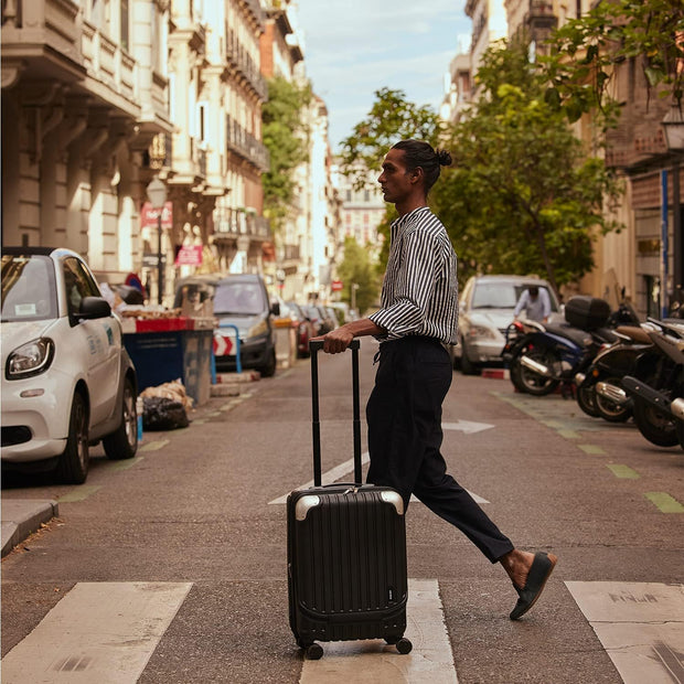 LEVEL8 Grace Carry On Luggage, 20 Inch Hardside Suitcase, Abs+Pc Harshell Spinner Luggage with Tsa Lock, Spinner Wheels, Grey, 20-Inch Carry-On