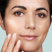 Liz Earle Cleanse & Polish Face Wash - Gentle Facial Cleanser with Moisturizing & Calming Ingredients - Boosts Hydration and Reveals Instant Radiance (200ml)