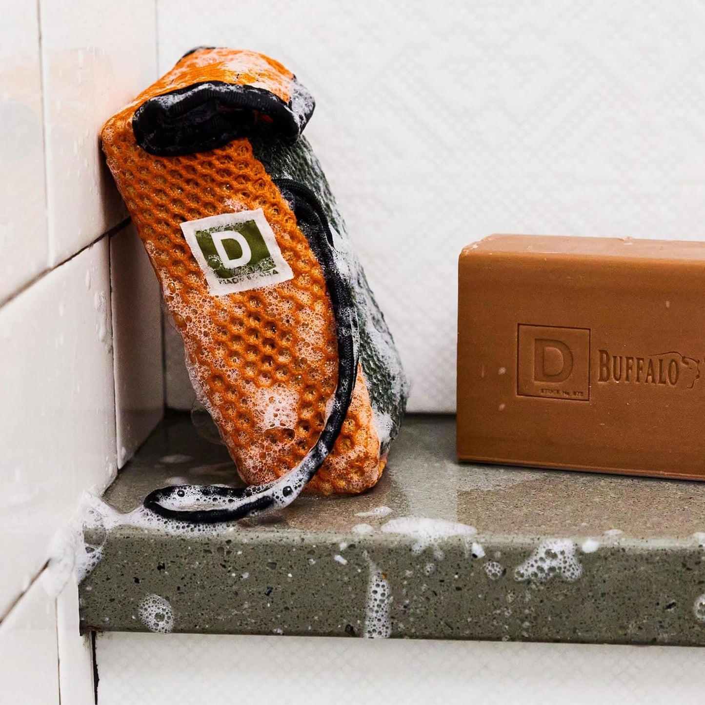 Duke Cannon Tactical Scrubber - Big American Bourbon Soap, U.S. Military-Grade Soap Pouch with Coarse & Soft Mesh, Oak Barrel Scented, 10 oz.