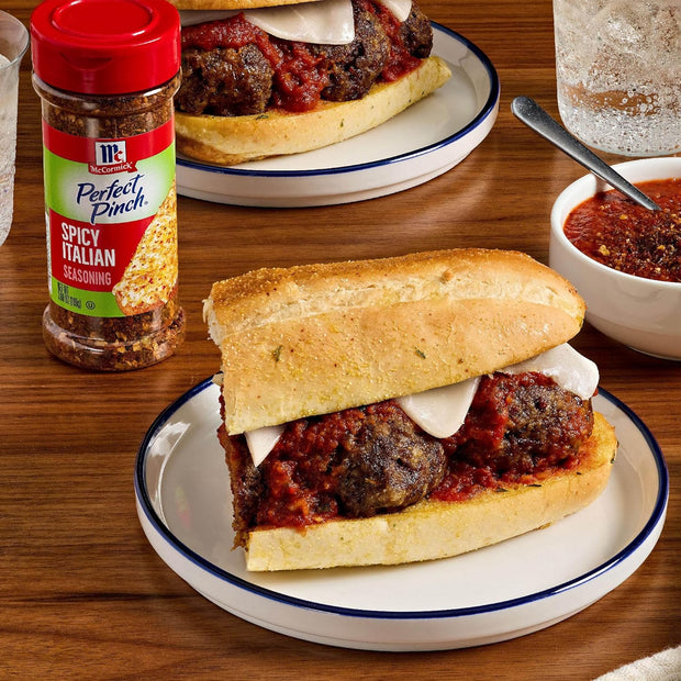 McCormick Perfect Pinch Seasoning, Spicy Italian, For Adding Italian Flavor with a Kick to Pizza, Pasta, Dressings & Sauces, 3.88 oz