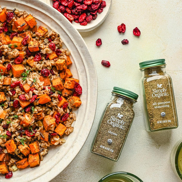 Simply Organic Italian Seasoning, 0.95 Ounce, Organic Herbs, Oregano, Majoram, Thyme, Rosemary, Basil, Sage, Kosher, NonGMO