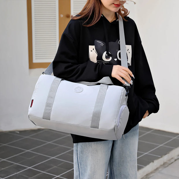 Travel Duffle Bag Business Travel Bag Adjustable Strap Overnight Crossbody Bag Dry and Wet Separation Gym Tote Bag for Men Women