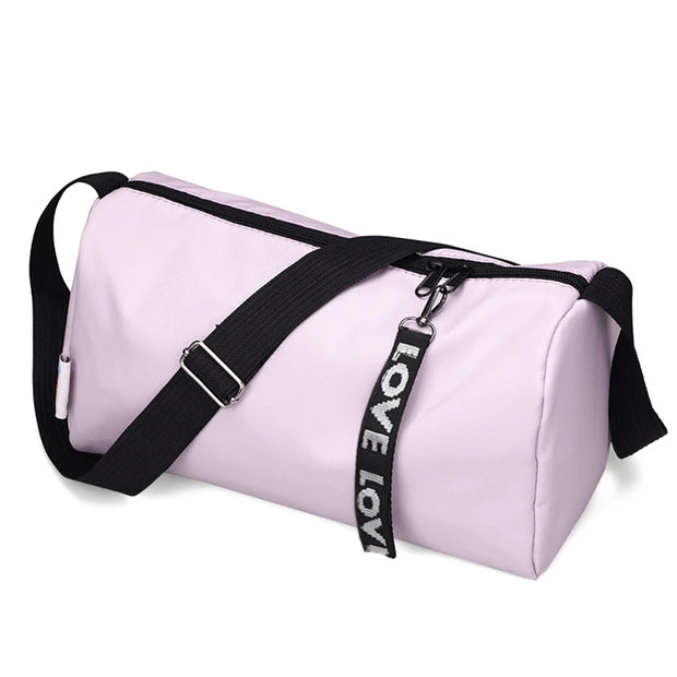 Large Capacity Multifunctional Weekender Bag for Travel Sports and Fitness with Multi Pockets and Lightweight Design